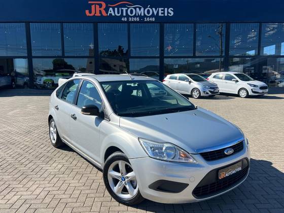 FORD FOCUS 1.6 GL SEDAN 16V FLEX 4P MANUAL FORD FOCUS 1.6 GL SEDAN 16V FLEX 4P MANUAL
